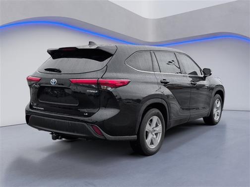 2021 Toyota Highlander Hybrid LE
