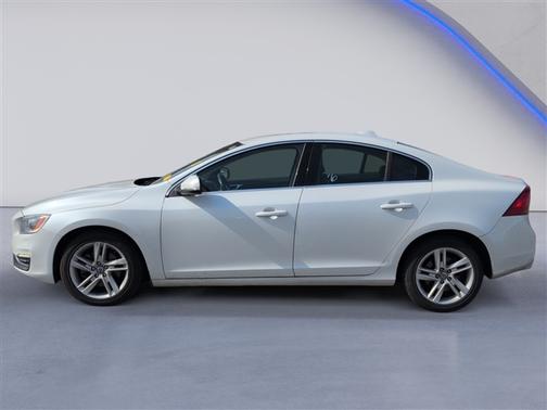 2015 Volvo S60 T5 Premier Plus