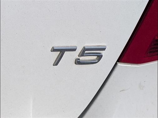 2015 Volvo S60 T5 Premier Plus