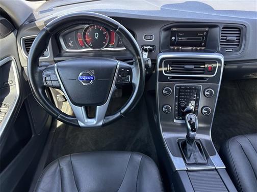 2015 Volvo S60 T5 Premier Plus