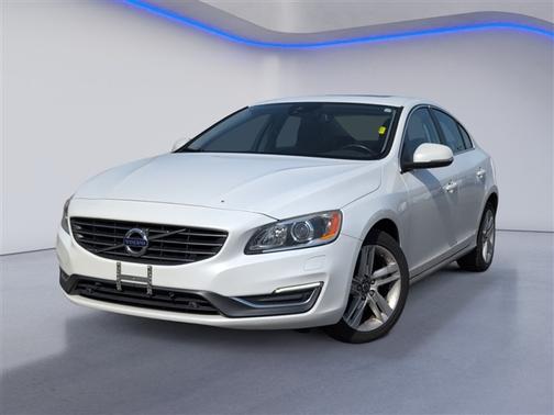 2015 Volvo S60 T5 Premier Plus