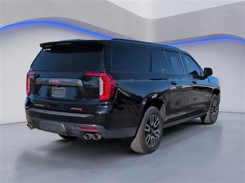 2022 GMC Yukon XL AT4
