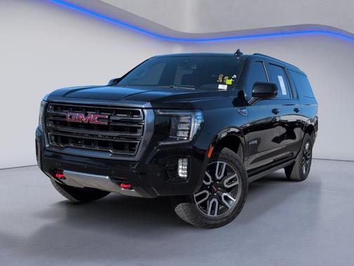 2022 GMC Yukon XL AT4
