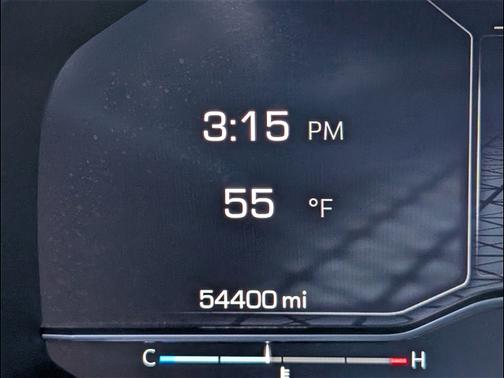 2022 GMC Yukon XL AT4