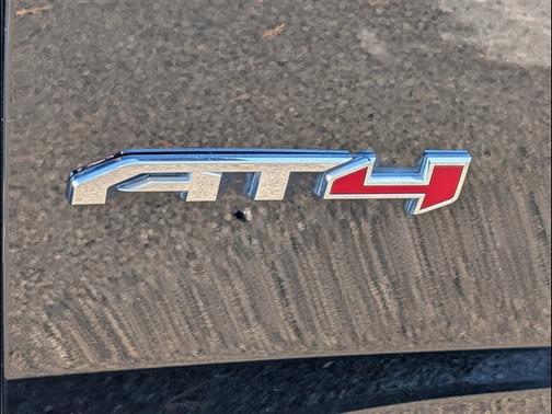 2022 GMC Yukon XL AT4