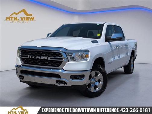 Bright White Clearcoat 2023 RAM 1500 Big Horn