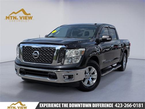 2017 Nissan Titan SV