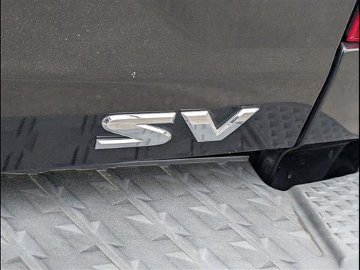 2017 Nissan Titan SV