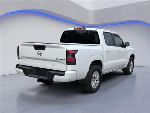 Glacier White 2023 Nissan Frontier SV