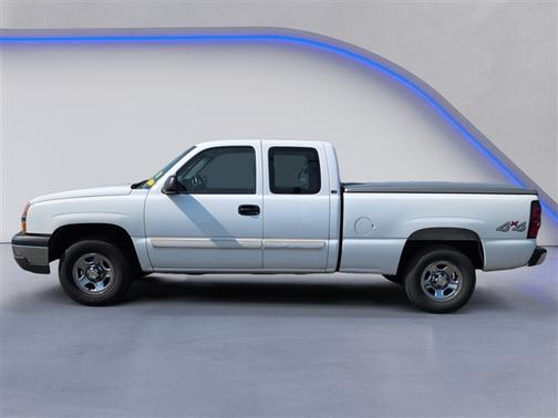 2004 Chevrolet Silverado 1500 LS Extended Cab
