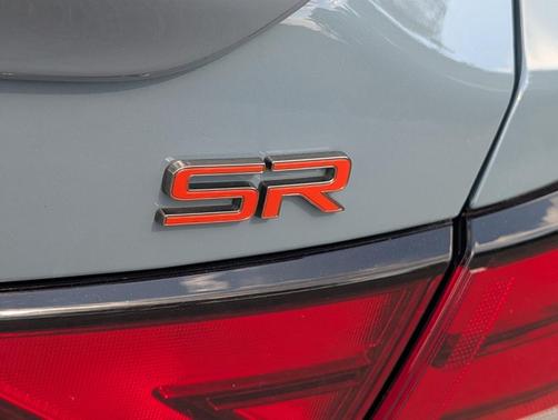 2t Gry Blk Roof 2024 Nissan Sentra SR