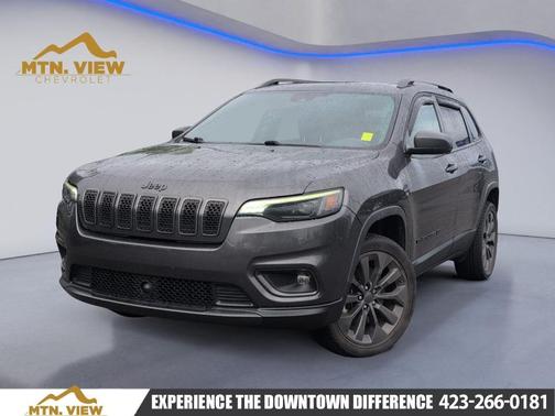 Crystal Metallic 2021 Jeep Cherokee Latitude Lux