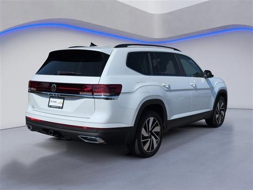 2024 Volkswagen Atlas 2.0T SE