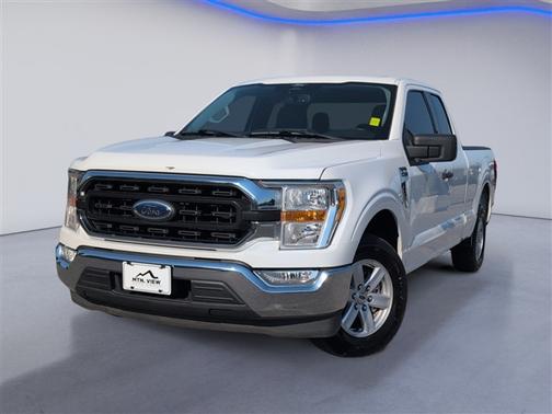 Oxford White 2021 Ford F-150 XLT