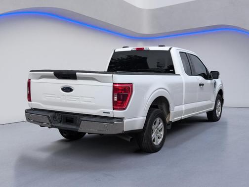 Oxford White 2021 Ford F-150 XLT