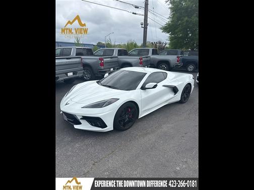 Arctic White 2026 Chevrolet Corvette Stingray w/1LT