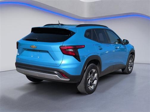 Marina Blue 2025 Chevrolet Trax LT