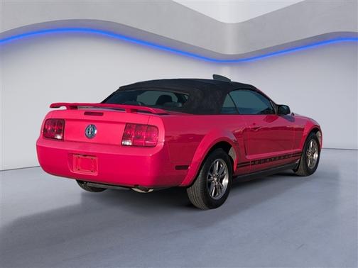 2005 Ford Mustang 