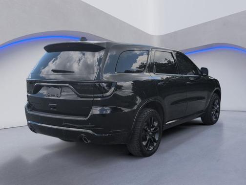 Black Clearcoat 2022 Dodge Durango GT