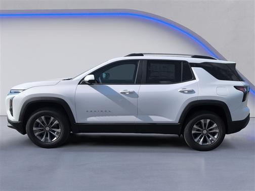 White 2027 Chevrolet Equinox LT
