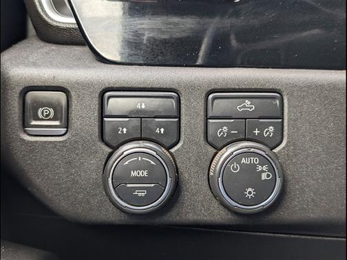 Summit White 2024 Chevrolet Silverado 3500 LT