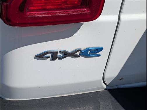 Bright White Clearcoat 2024 Jeep Wrangler 4xe Rubicon