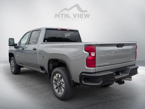 2025 Chevrolet Silverado 2500 Custom