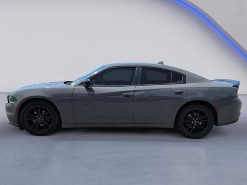 2018 Dodge Charger SXT Plus
