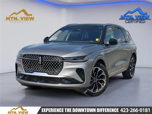 Gray Metallic 2024 Lincoln Nautilus Reserve