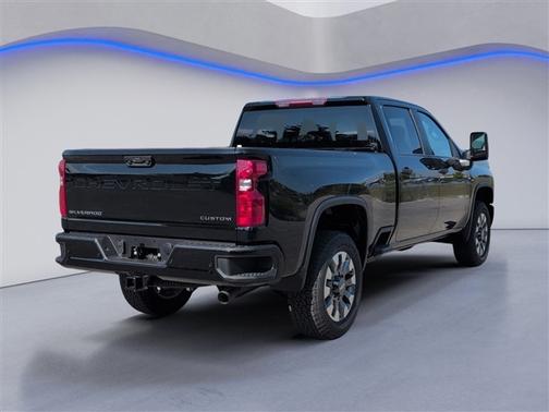 2026 Chevrolet Silverado 2500 Custom