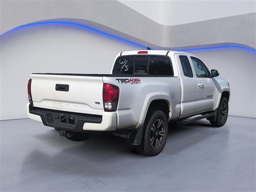 2017 Toyota Tacoma SR5