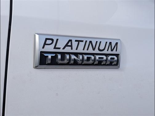 2017 Toyota Tundra Platinum