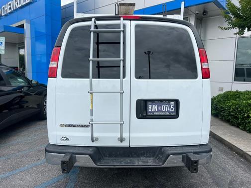 Summit White 2024 Chevrolet Express 2500 Work Van
