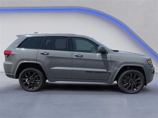 Sting Gray Clearcoat 2021 Jeep Grand Cherokee Laredo X