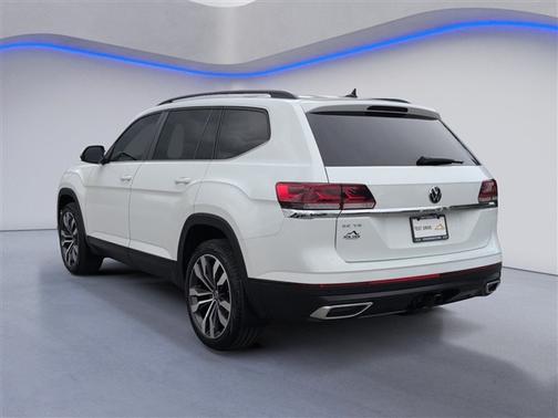Pure White 2022 Volkswagen Atlas 3.6L SE w/Technology