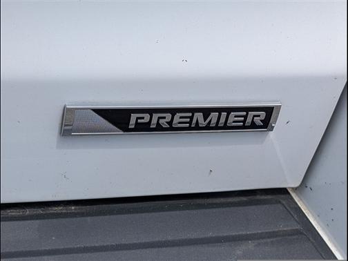 Summit White 2017 Chevrolet Tahoe Premier