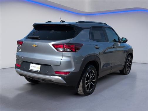 Sterling Gray Metallic 2025 Chevrolet Trailblazer LT
