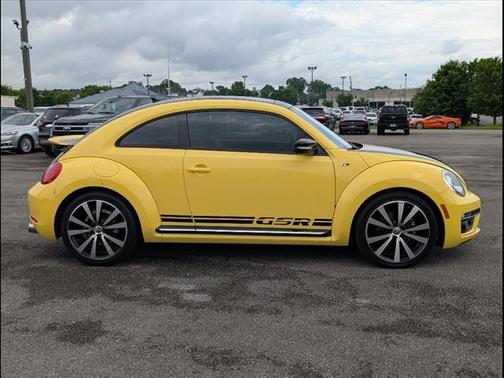 2014 Volkswagen Beetle 2.0T R-Line