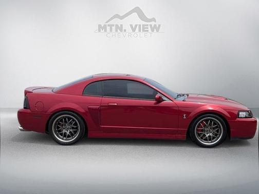 2004 Ford Mustang SVT Cobra
