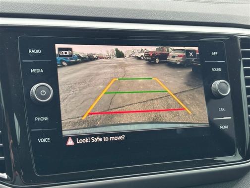 2023 Volkswagen Atlas 3.6L SE w/Technology