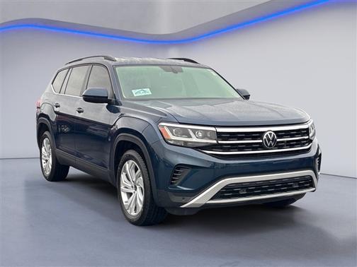 2023 Volkswagen Atlas 3.6L SE w/Technology