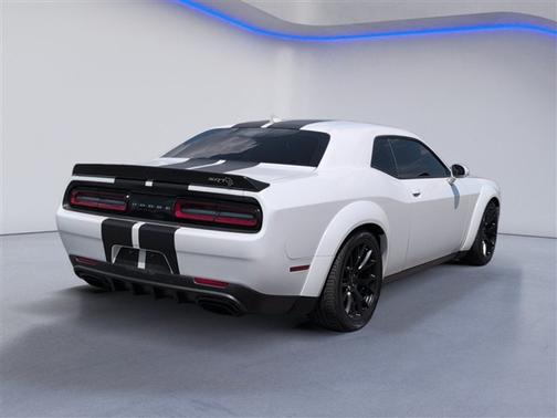 Bright White Clearcoat 2016 Dodge Challenger SRT Hellcat