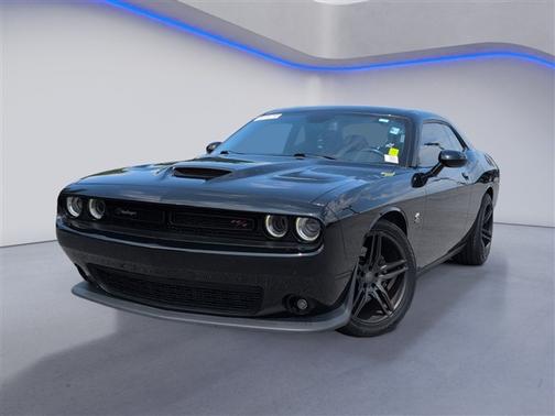 Pitch Black Clearcoat 2019 Dodge Challenger R/T Scat Pack