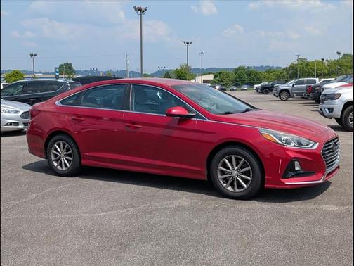 2018 Hyundai SONATA SE