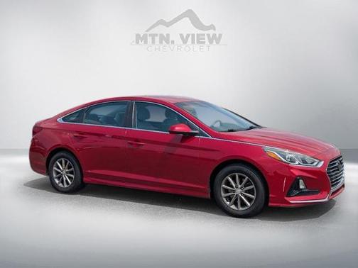 2018 Hyundai SONATA SE