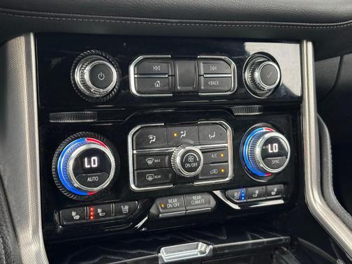 Midnight Blue Metallic 2023 GMC Yukon Denali