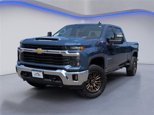 Lakeshore Blue Metallic 2025 Chevrolet Silverado 2500 LT