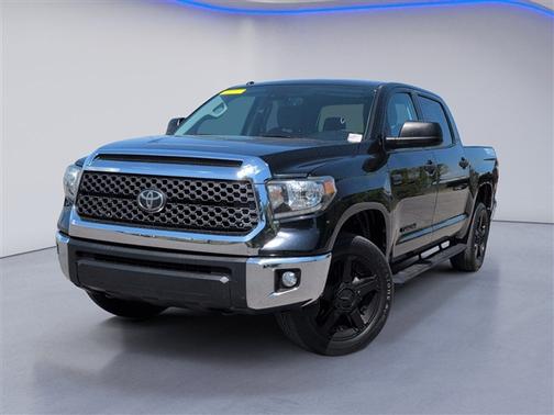Midnight Black Metallic 2019 Toyota Tundra SR5