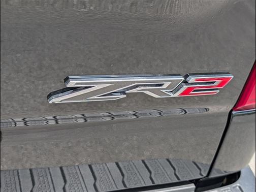 2025 Chevrolet Silverado 1500 ZR2