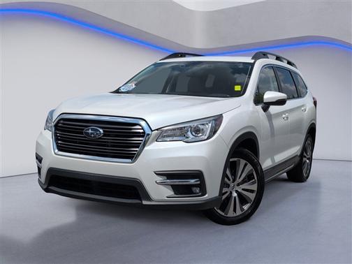 Crystal White Pearl 2022 Subaru Ascent Limited 8-Passenger